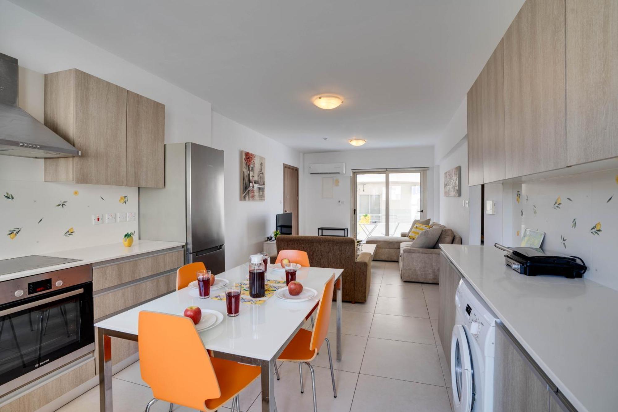 Lemon Paradise City Centre 200M From Beach Larnaca Ngoại thất bức ảnh