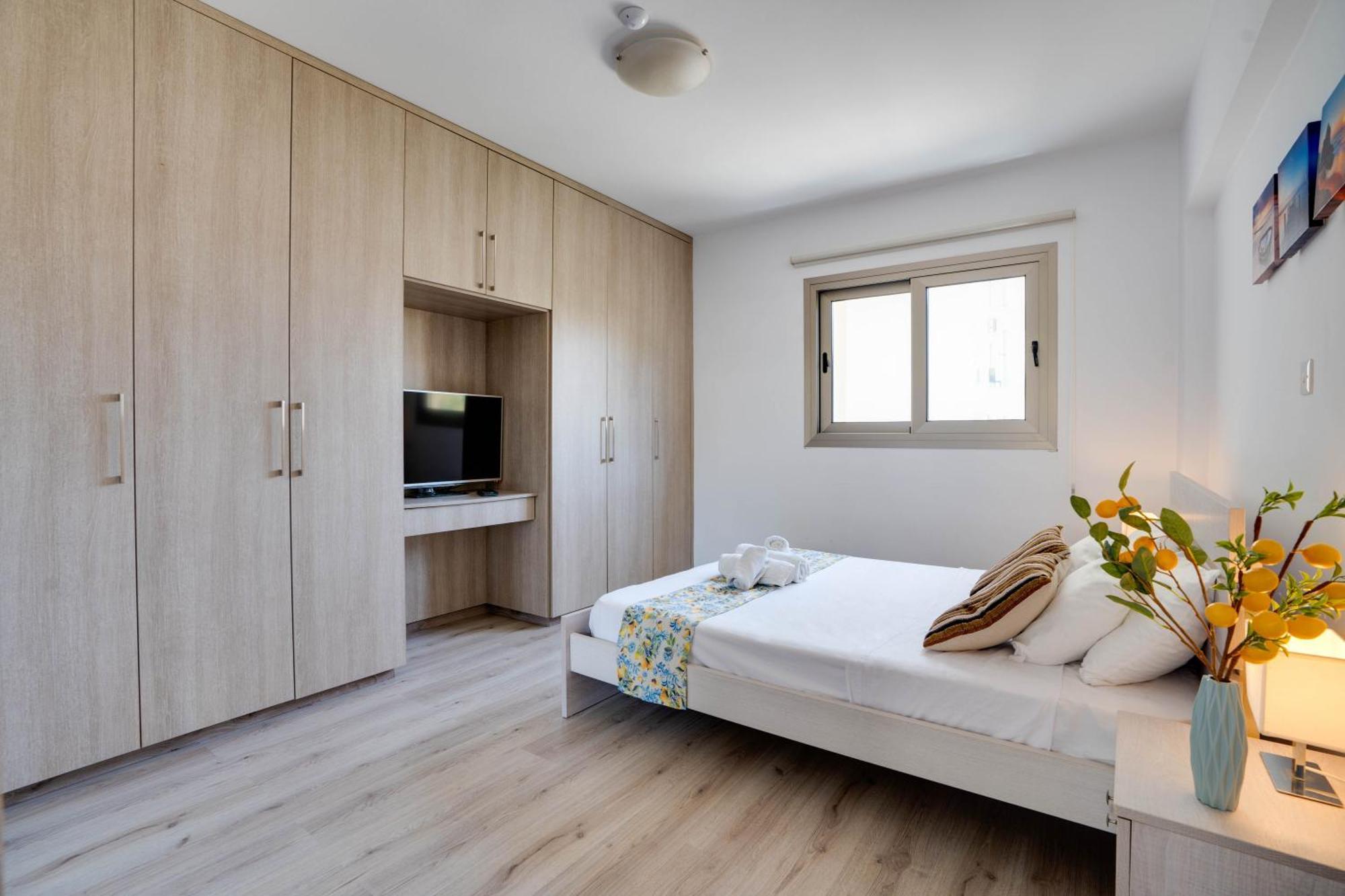 Lemon Paradise City Centre 200M From Beach Larnaca Ngoại thất bức ảnh